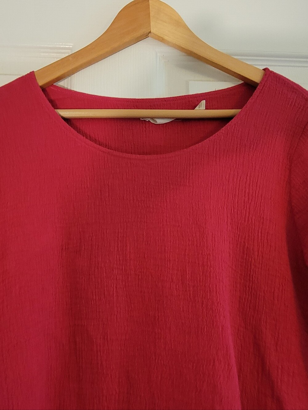 Women’s Soft Surroundings Round Neck Ruffled Sleeve Top - Raspberry Pink Size M - Picture 6 of 13